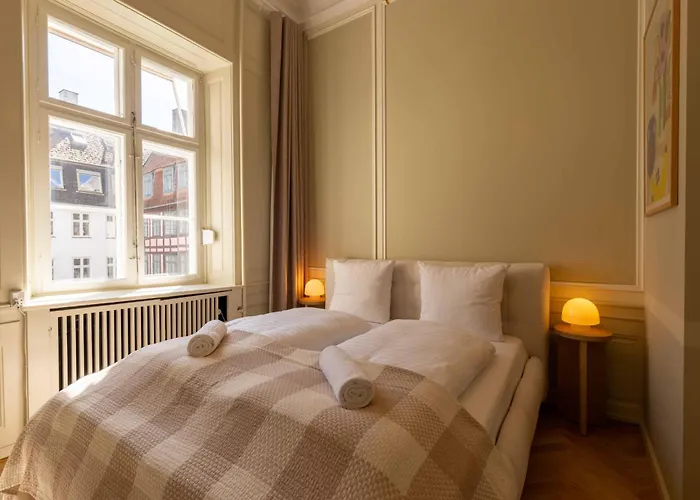 Royal And Luxurious Manor *