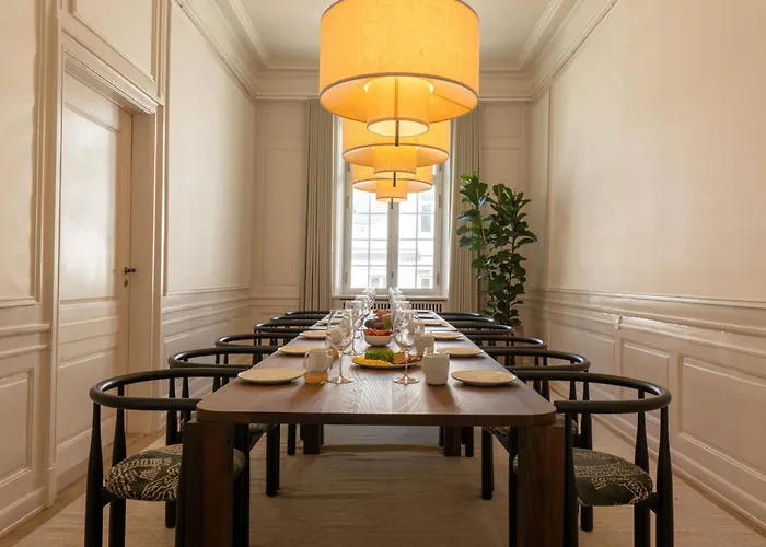 Royal And Luxurious Manor *