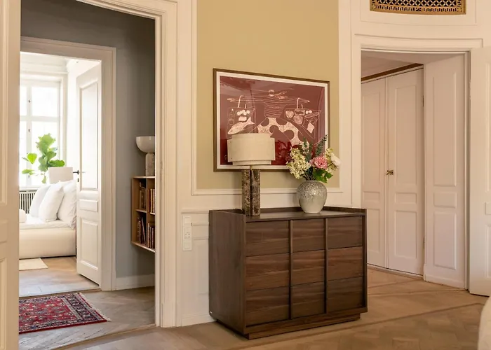 Royal And Luxurious Manor Copenhagen