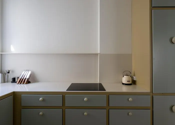 Royal And Luxurious Manor Apartamento