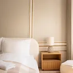 Апартаменты Royal And Luxurious Manor *