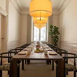 Royal And Luxurious Manor *