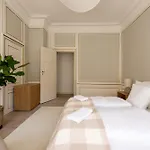 Royal And Luxurious Manor *